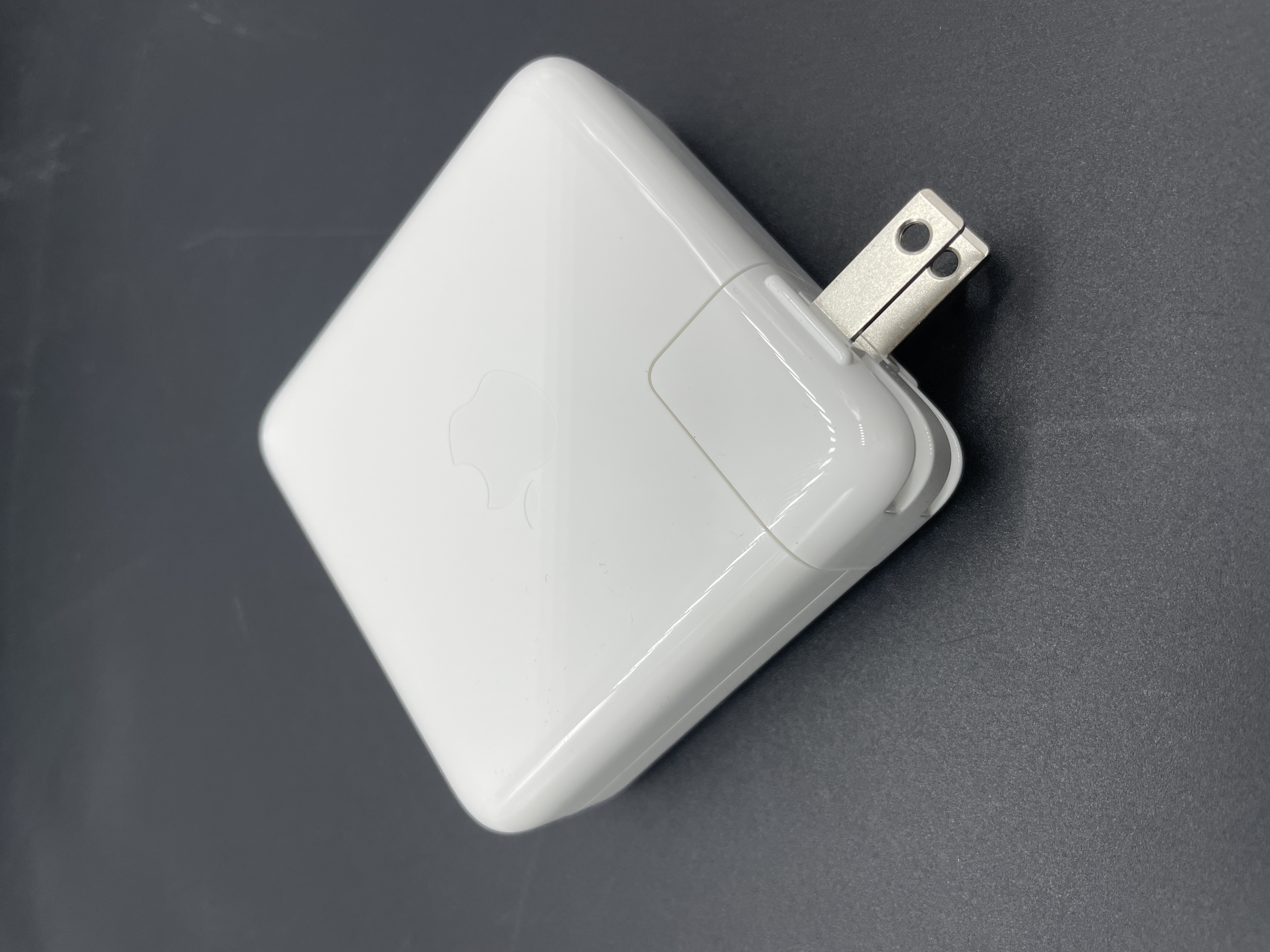 Original 61W USB-C AC Adapter Charger For Apple MacBook Pro 13" A1718 A1947