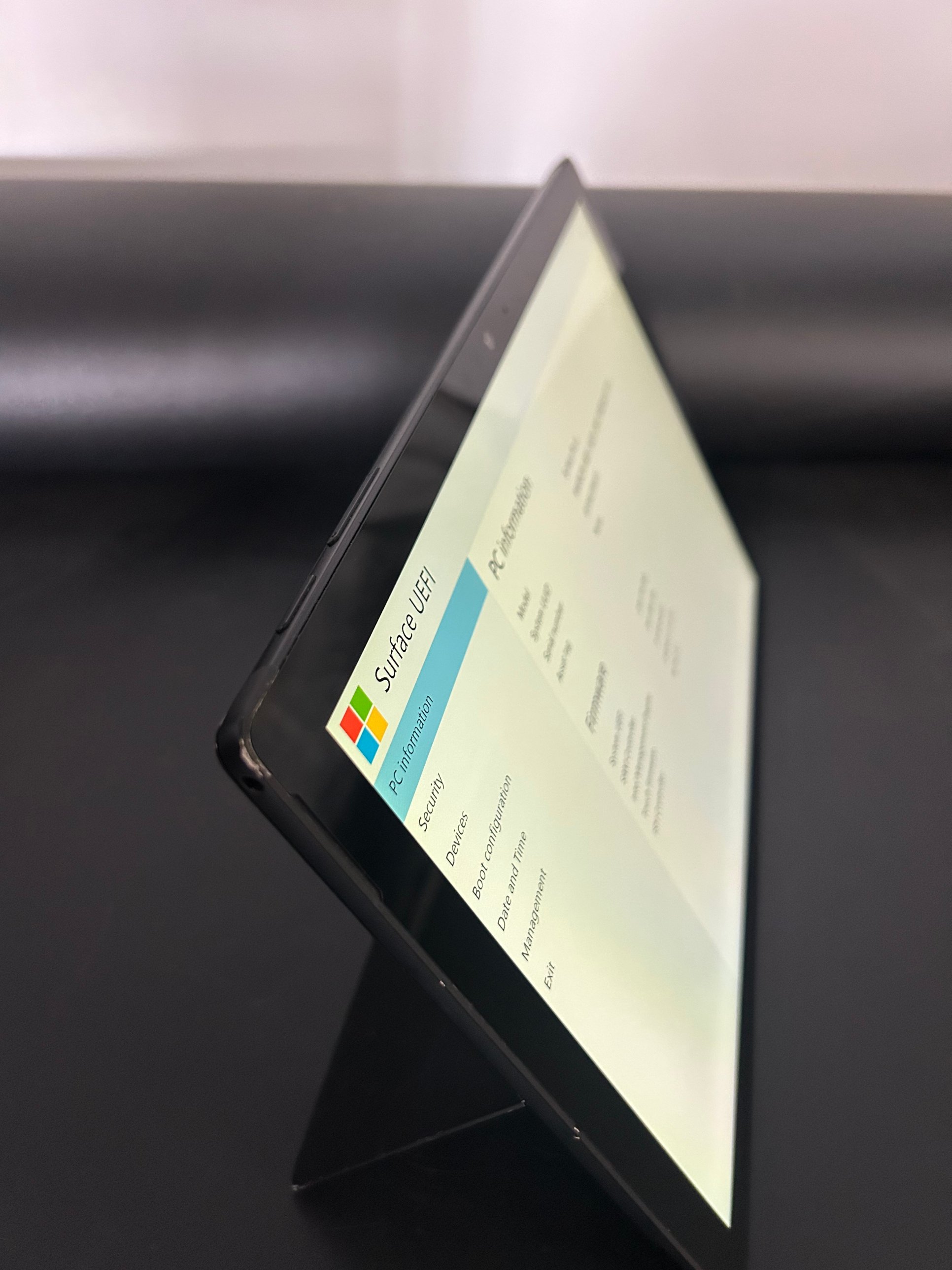 Microsoft Surface Pro 6 12.3in i5-8350U 8GB 256GB SSD Black Tablet Only Blemish — photo 4