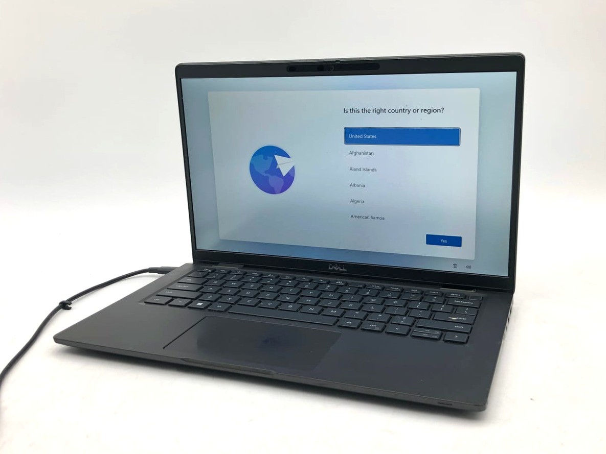LATITUDE 7420 i7-1185G7 16GB 512GB SSD 1185G7 Worn Palmrest