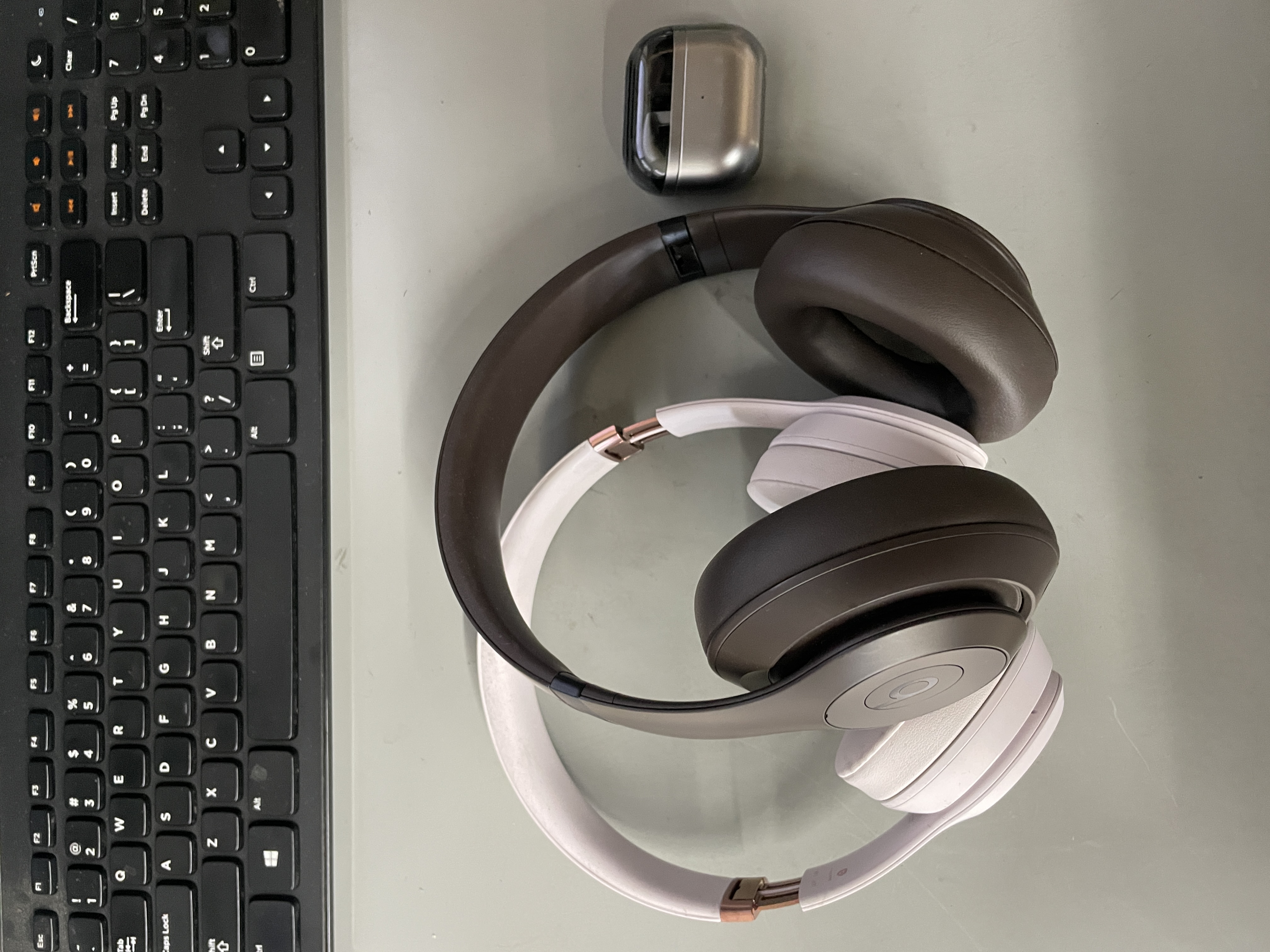 Lot Of 3 HEADPHONES 2 BEATS 1 SAMSUNg FOR PARTS