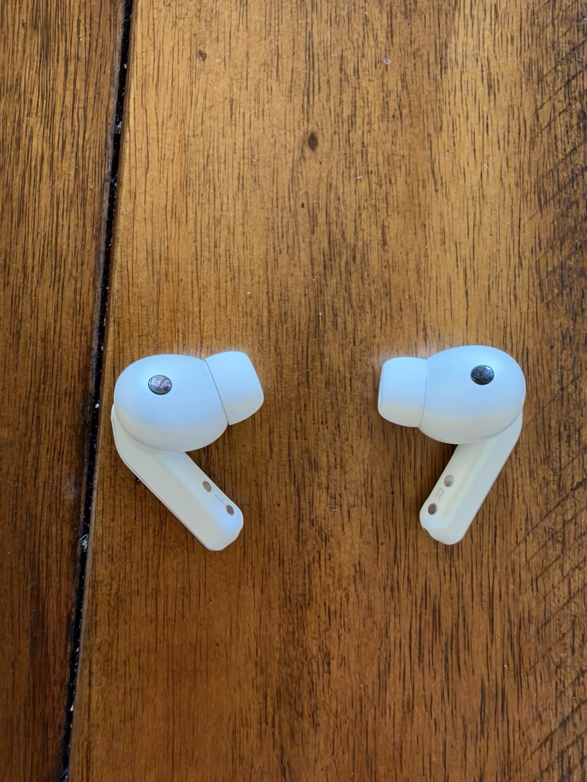 Samsung Galaxy Buds4 Pro SM-R640 Wireless Bluetooth Earbuds - White — photo 4