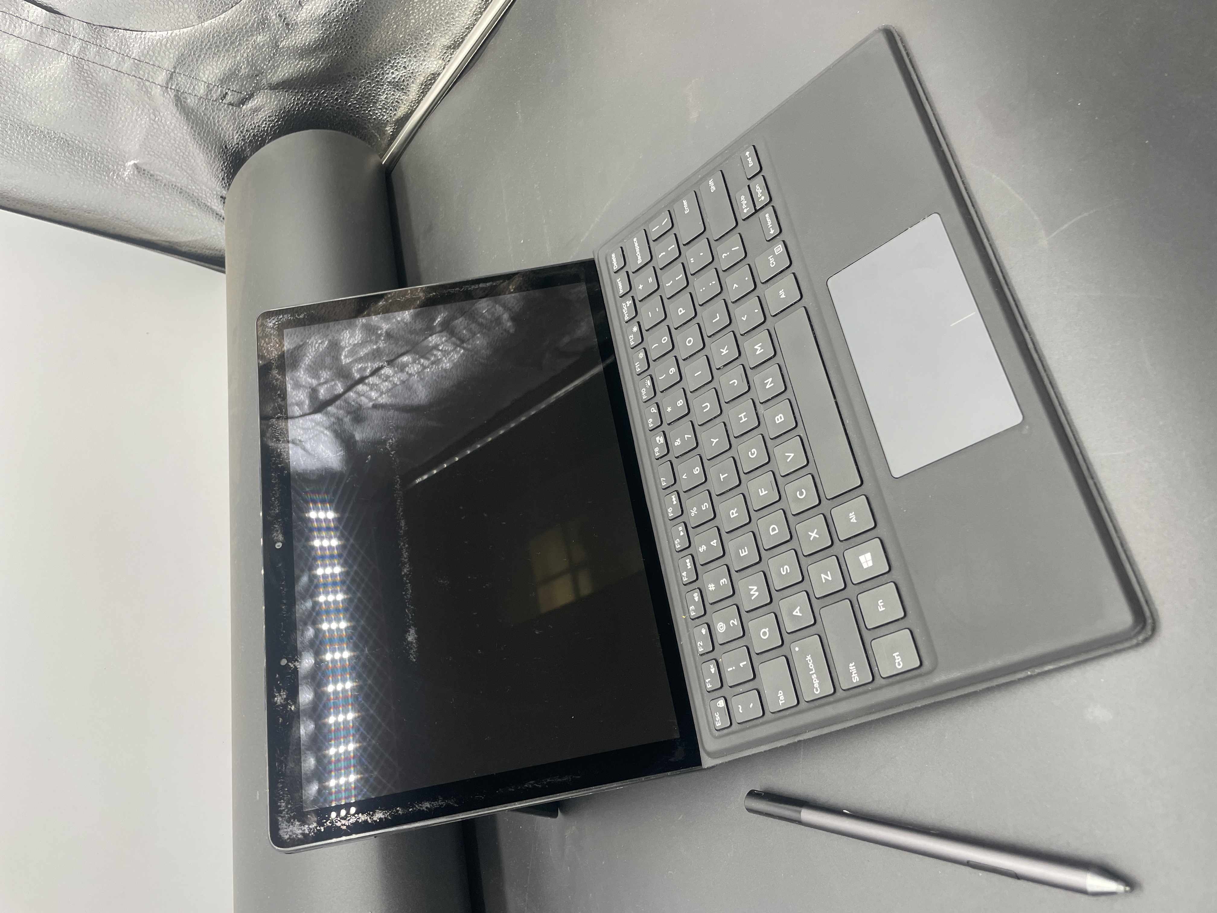 Dell Latitude 5285 2 In 1 i7-7600u 16GB 256GB SSD W Key W Stylus Read