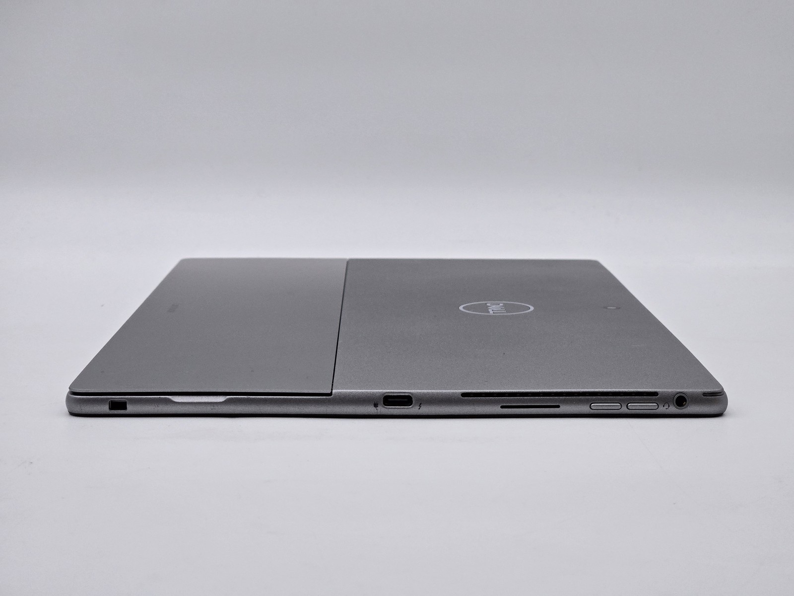 Dell Latitude 7320 Detachable 2-in-1  W11P FHD+ i5-1140G7 256GB SSD 8GB READ — photo 5