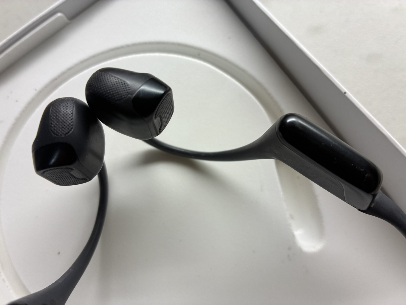 Shokz OpenRun Pro 2 MINI S821 Bone Conduction Sports Headphones Read Issue — photo 3