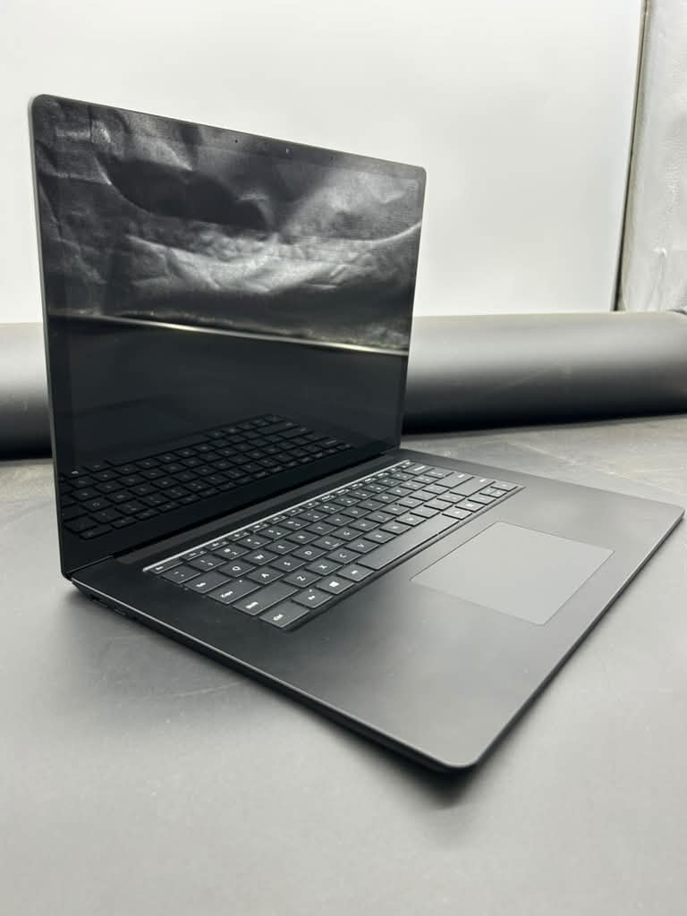 Microsoft Surface Laptop 4 15in 1979 i7-1185G7 16GB 512GB W11 Touch NOT Working