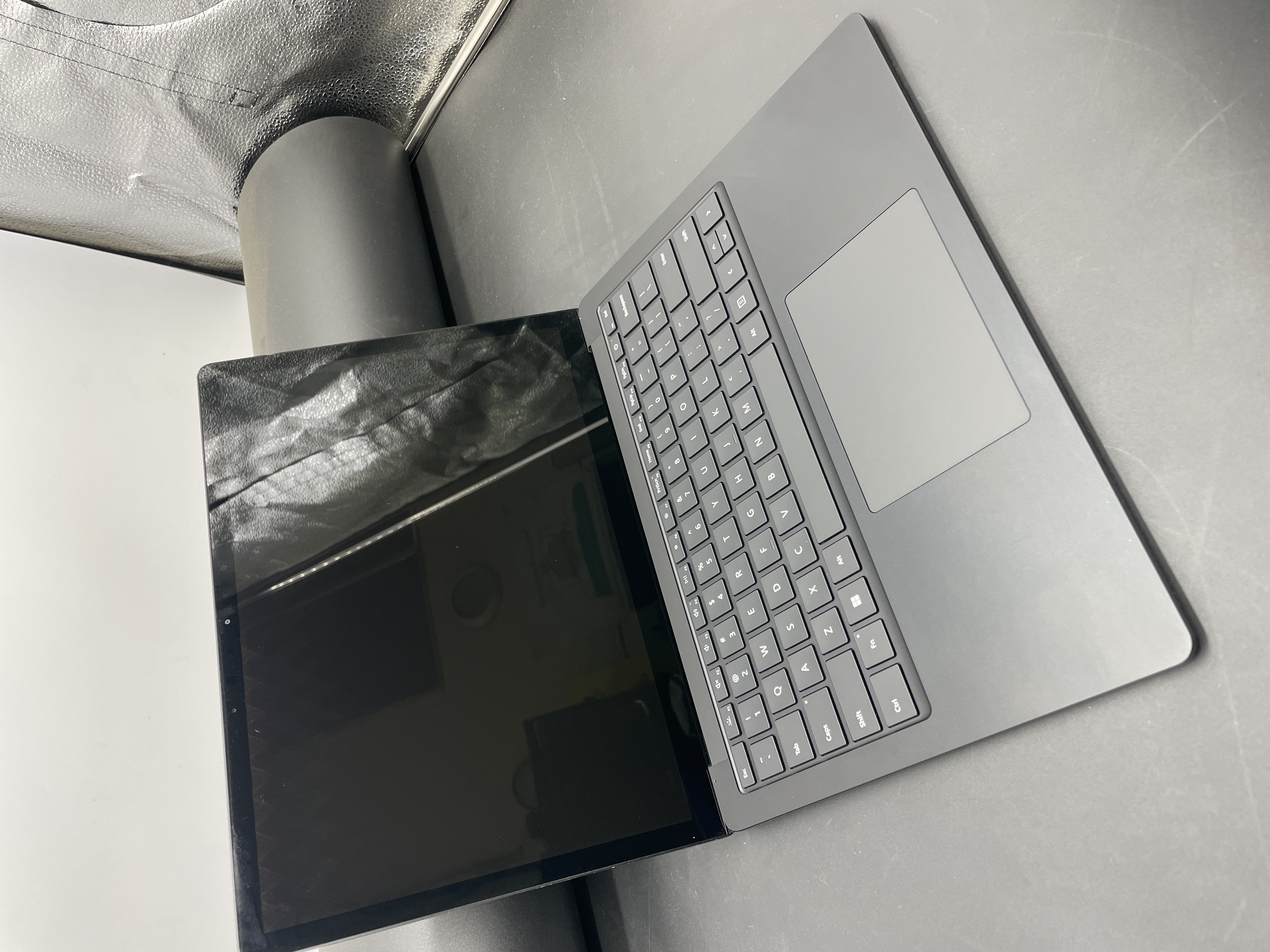 Microsoft Surface Laptop 3 13.5" Touch i5-1035G7 8GB RAM 256GB SSD Black