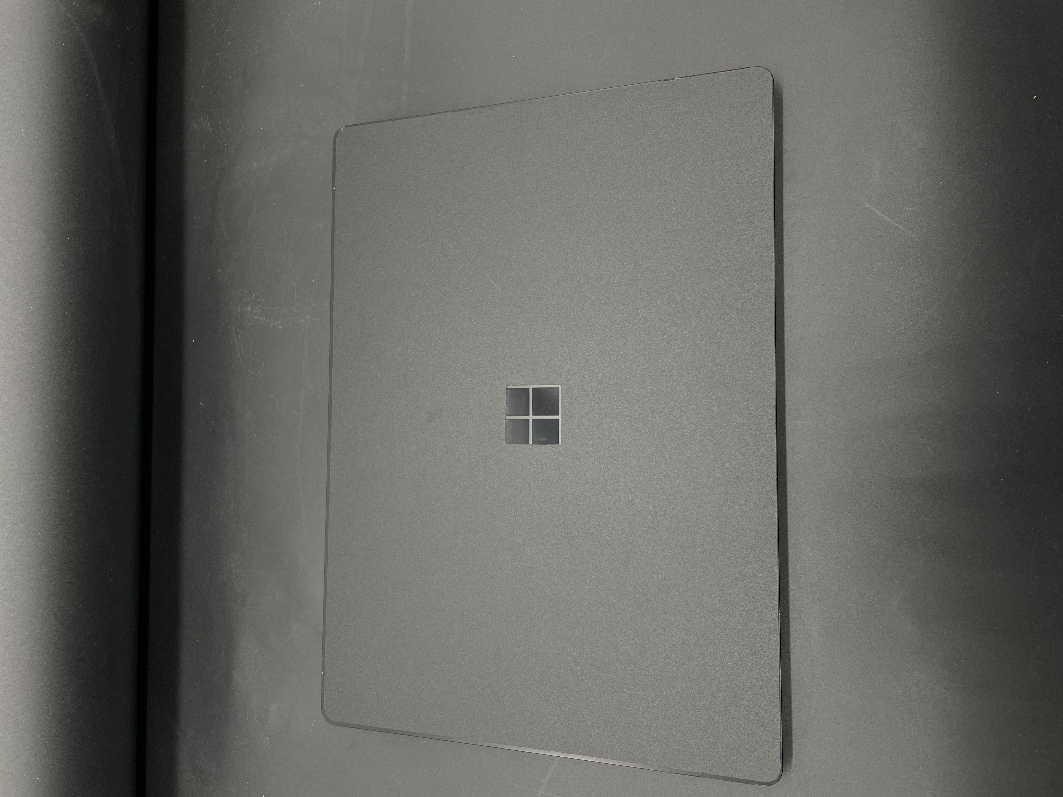 Microsoft Surface Laptop 3 13.5" Touch i5-1035G7 8GB RAM 256GB SSD Black — photo 2