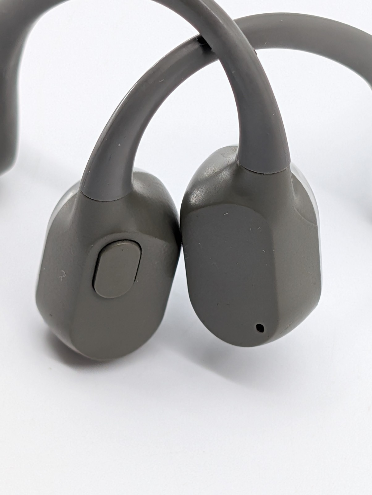 Shokz OpenRun S803 Gray Bluetooth Bone Conduction Headphones Tested — photo 4