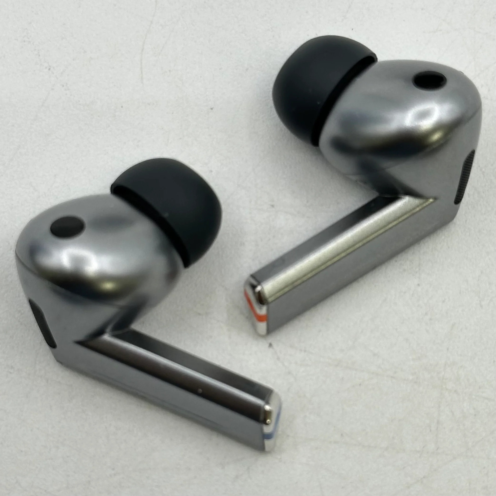 Samsung Galaxy Buds3 Pro SM-R630 True Wireless Earbuds Silver — photo 4