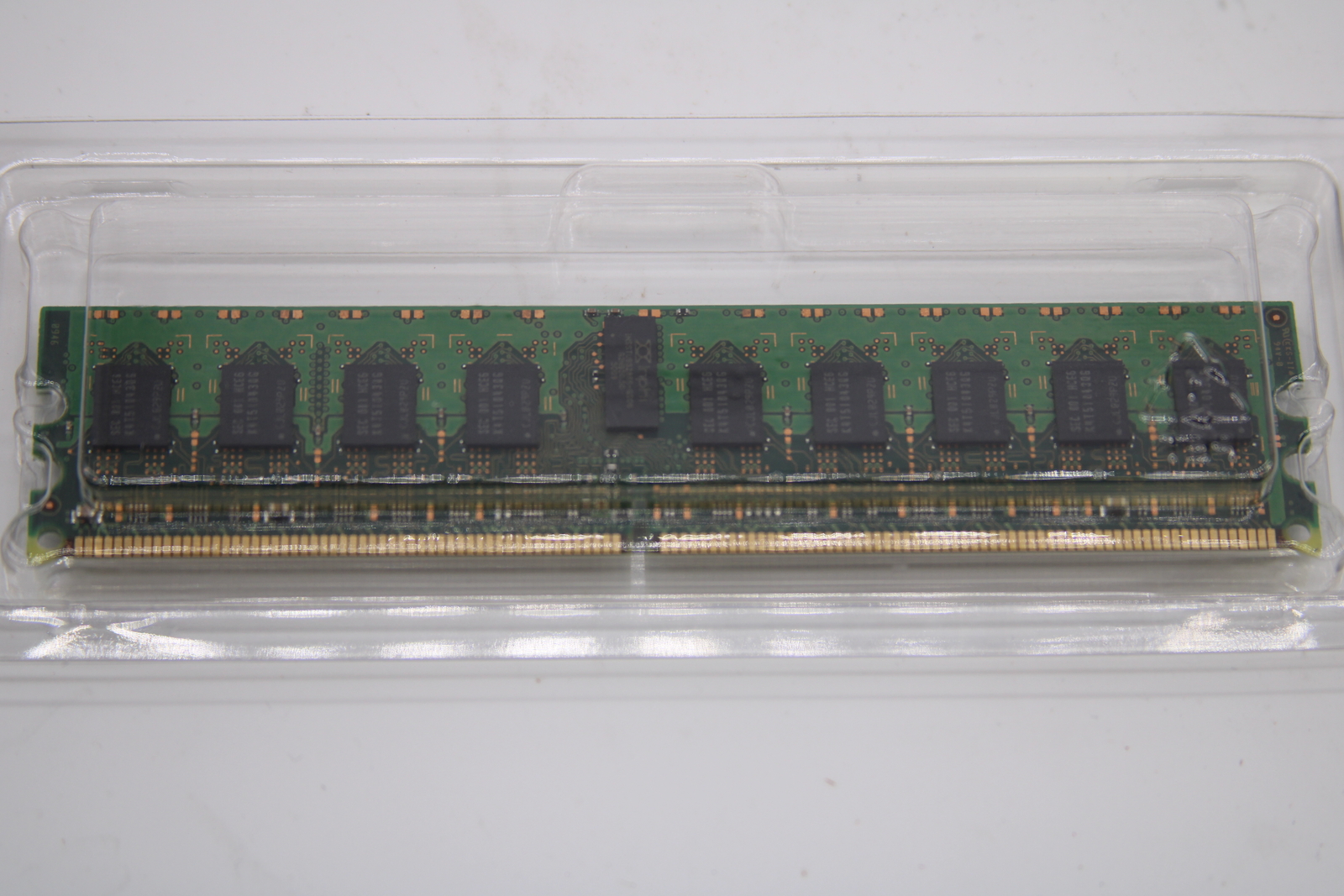 Samsung 1GB RAM Memory 1Rx4 PC2-5300P-555-12-H3 M393T2950GZA — photo 2
