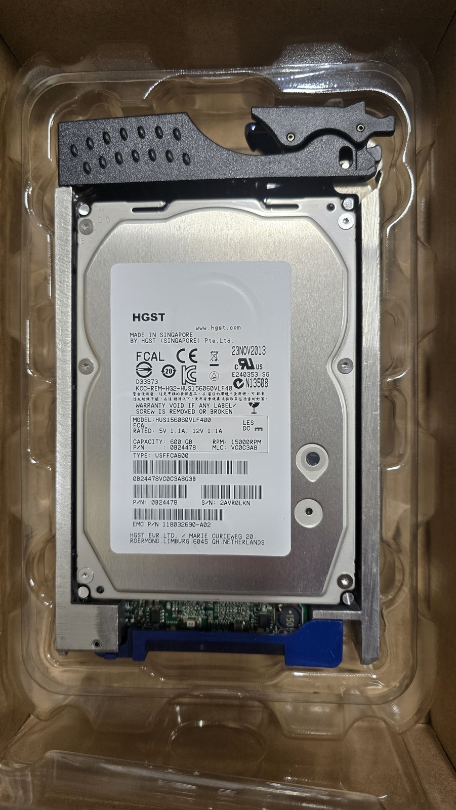 DELL HGST HUS156060VLF400 600GB 15K Fibre Channel 3.5" Hard Drive W/Tray 0B24478