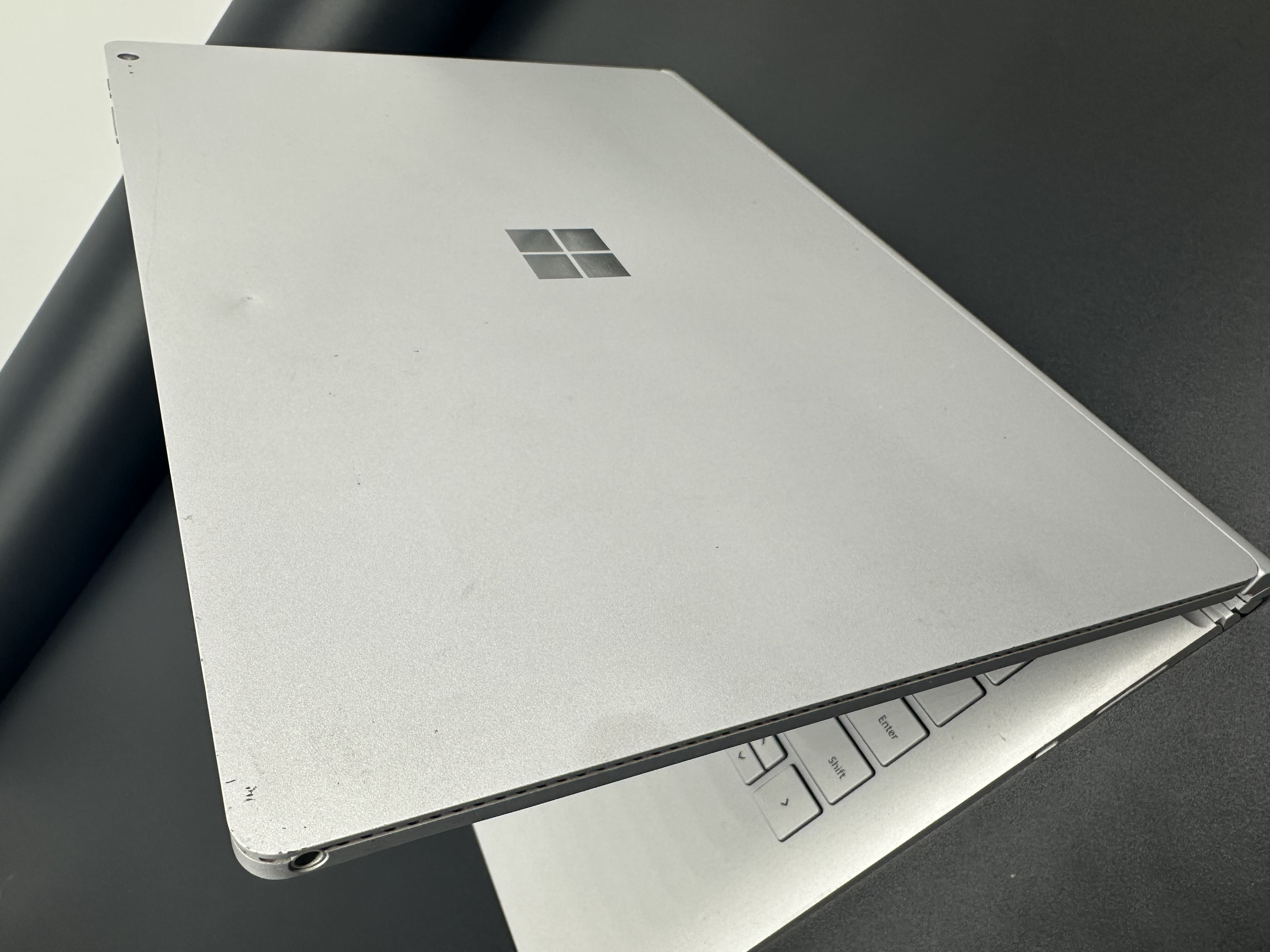 Microsoft Surface Book 13.5inch Touch i5-6300u 8GB RAM 256gb DENTS — photo 3