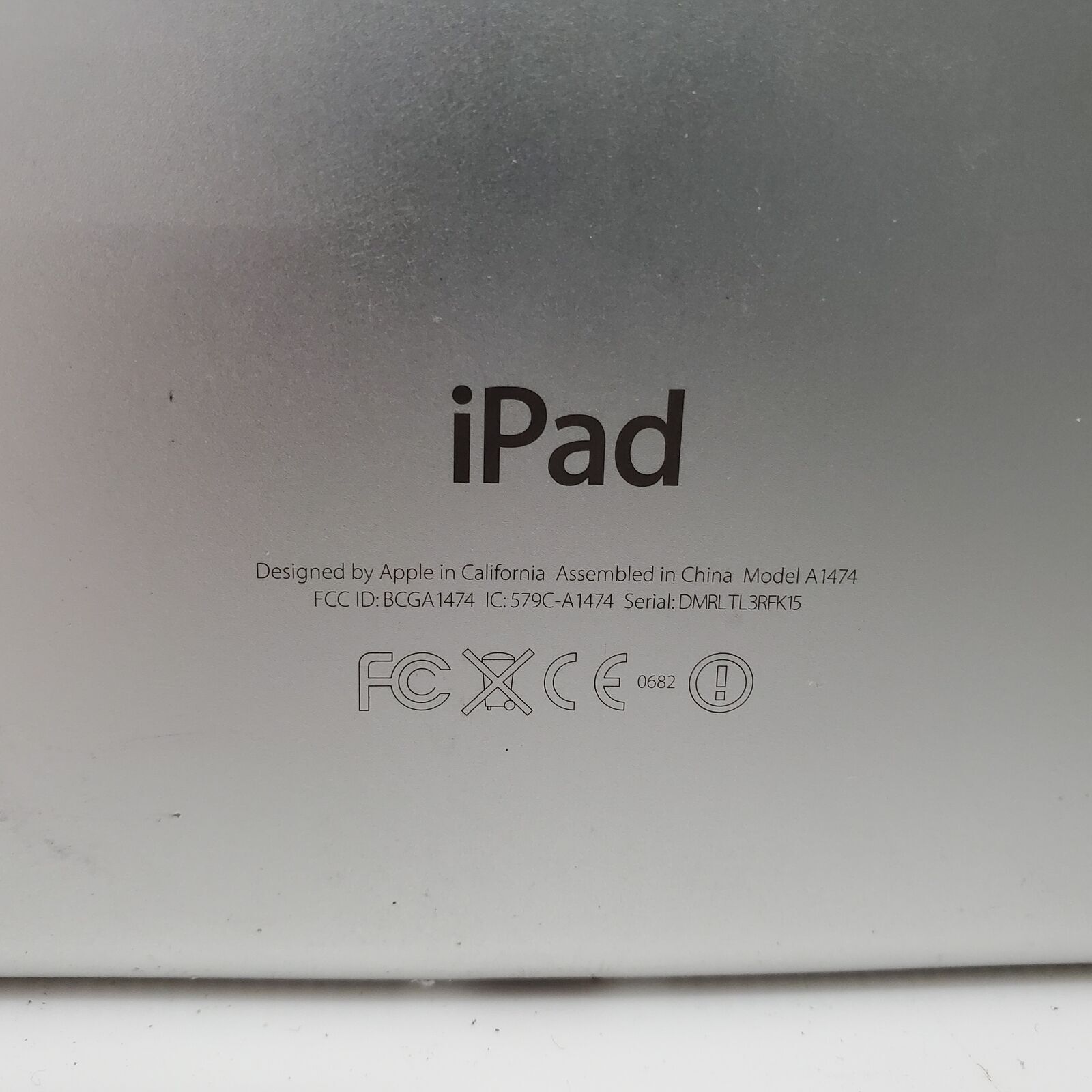 Apple iPad 5 5th Gen 32GB Wi-Fi 9.7" GRADE B Silver — photo 4