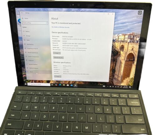 Microsoft Surface Pro 4 1724 M3-6Y30 4GB 128GB With Keyboard