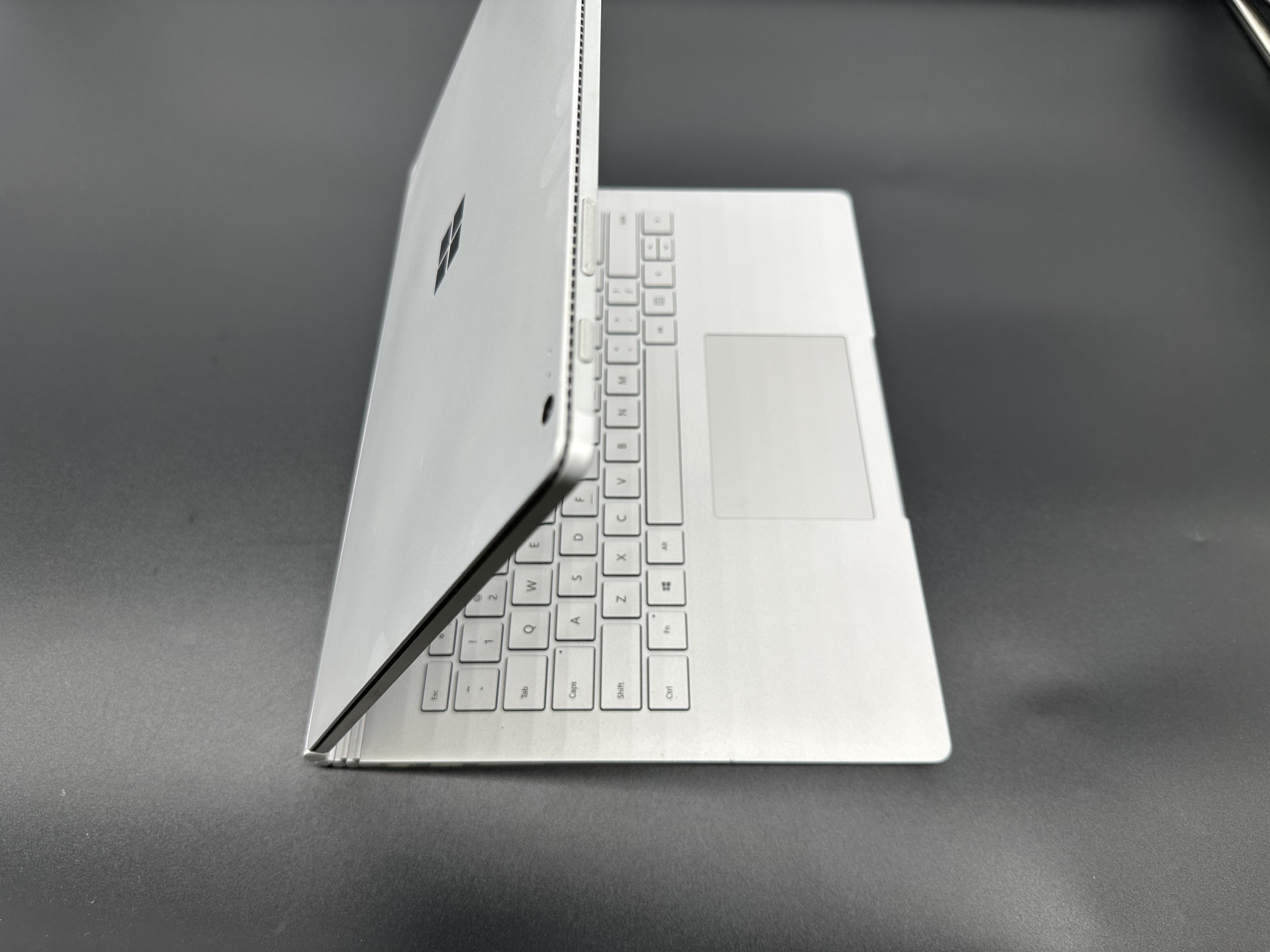 Microsoft Surface Book 2 13.5inch Touch i5-8350U 8GB 256GB DENT — photo 4