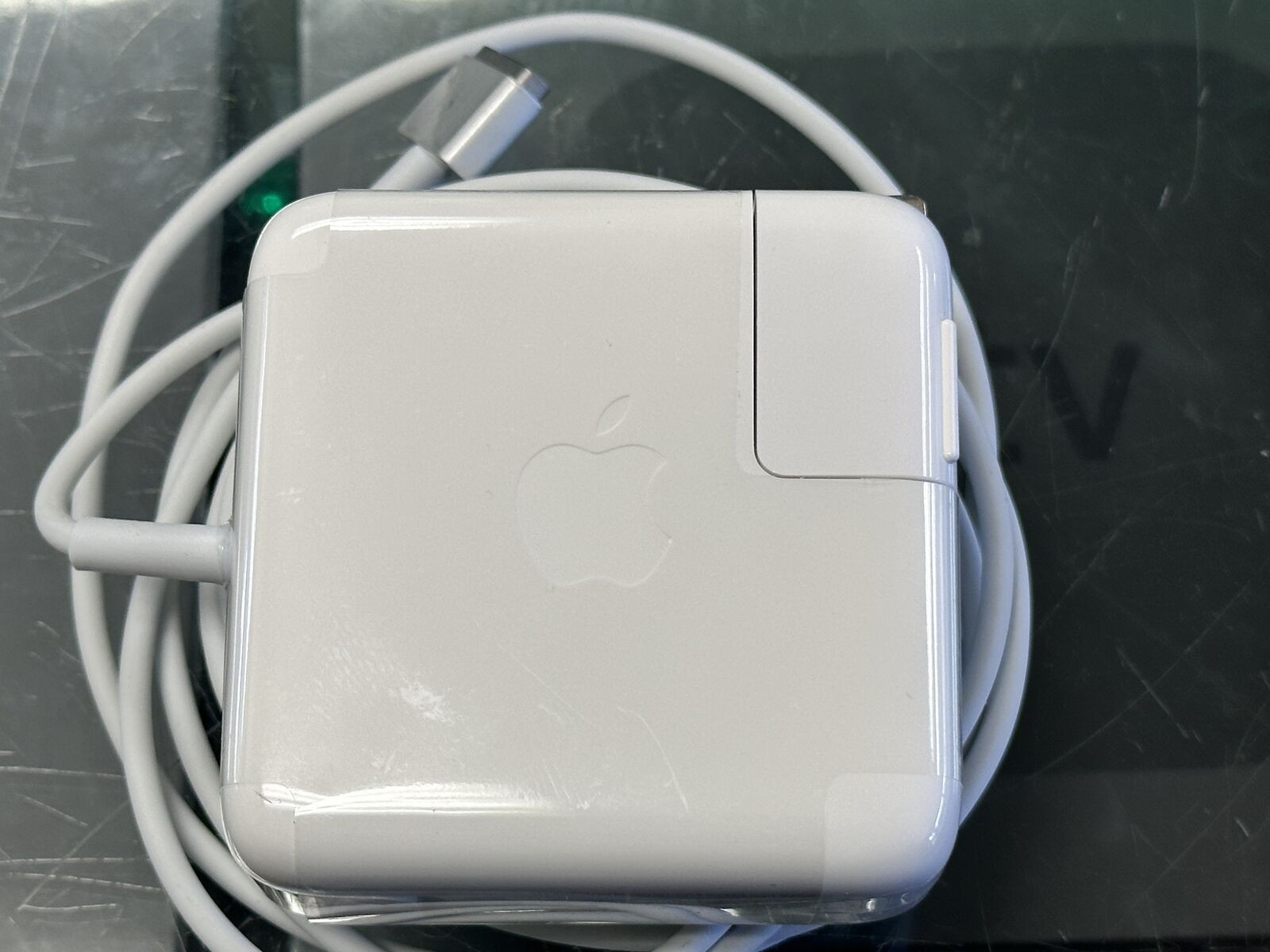 Genuine Apple 45W MagSafe 2 Power Adapter For MacBook Air (A1436) - New 45MS2 — photo 5