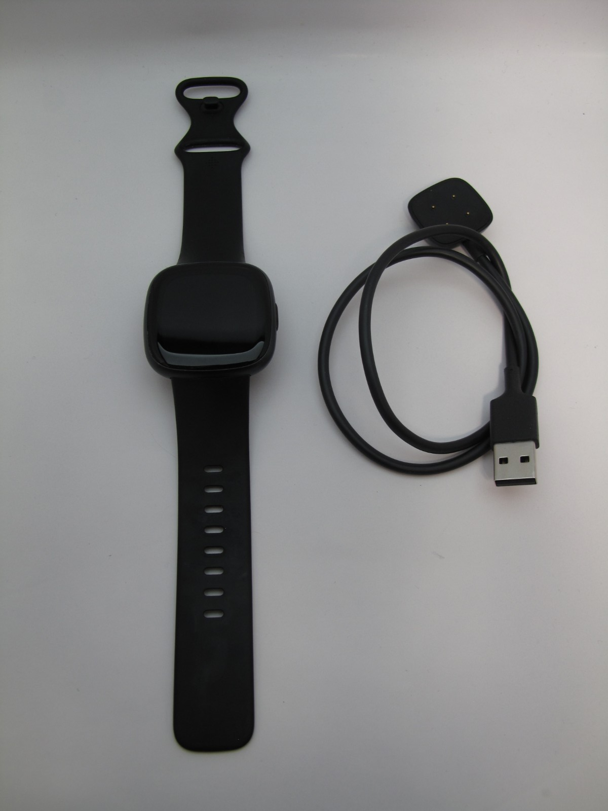 Fitbit Versa 4 Fitness Smartwatch Black Comes With Extra Band