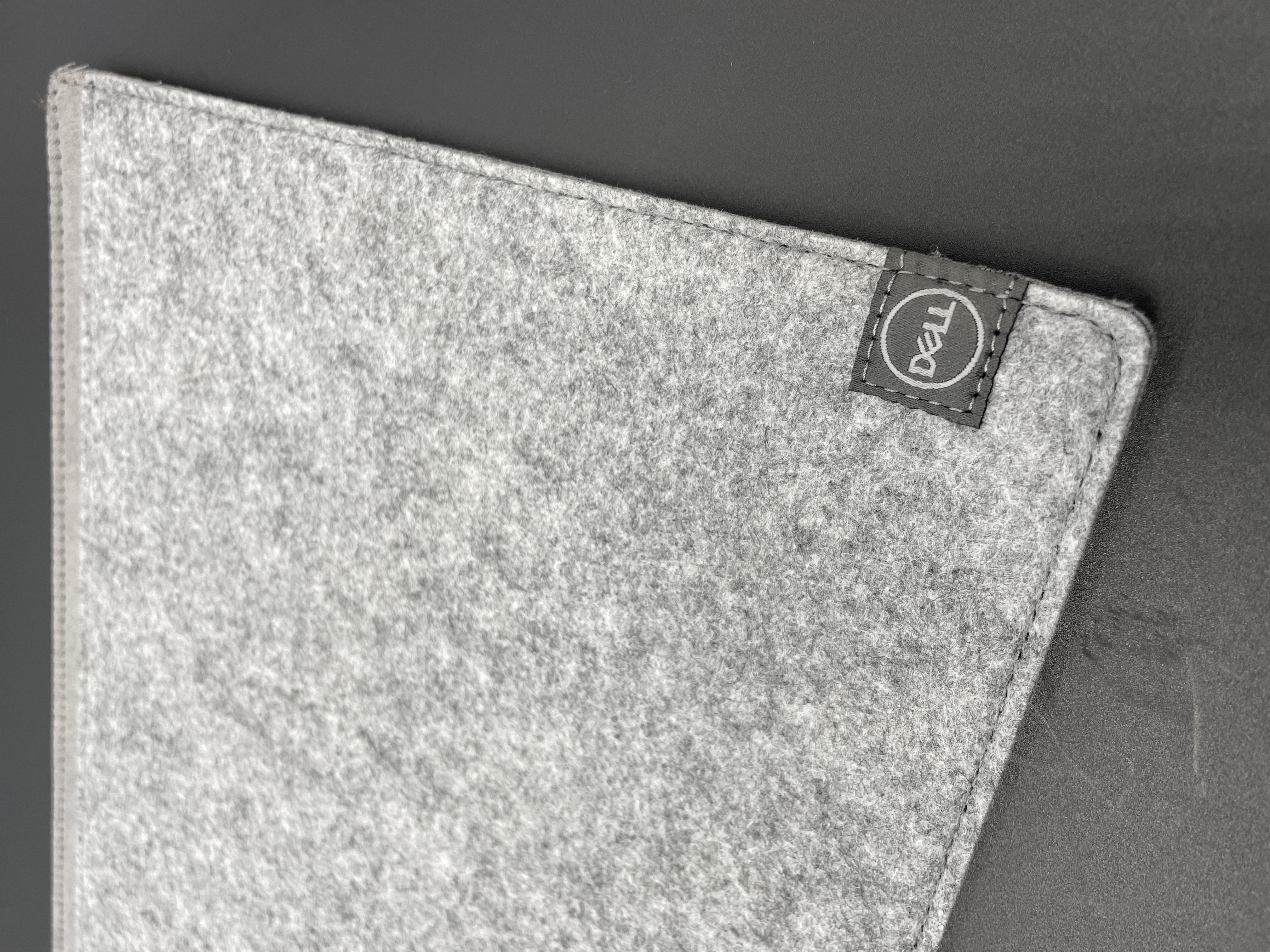 DELL Tablet Universal Latitude Sleeve Case Grey Ash Cloth 14 X 9.5in — photo 2