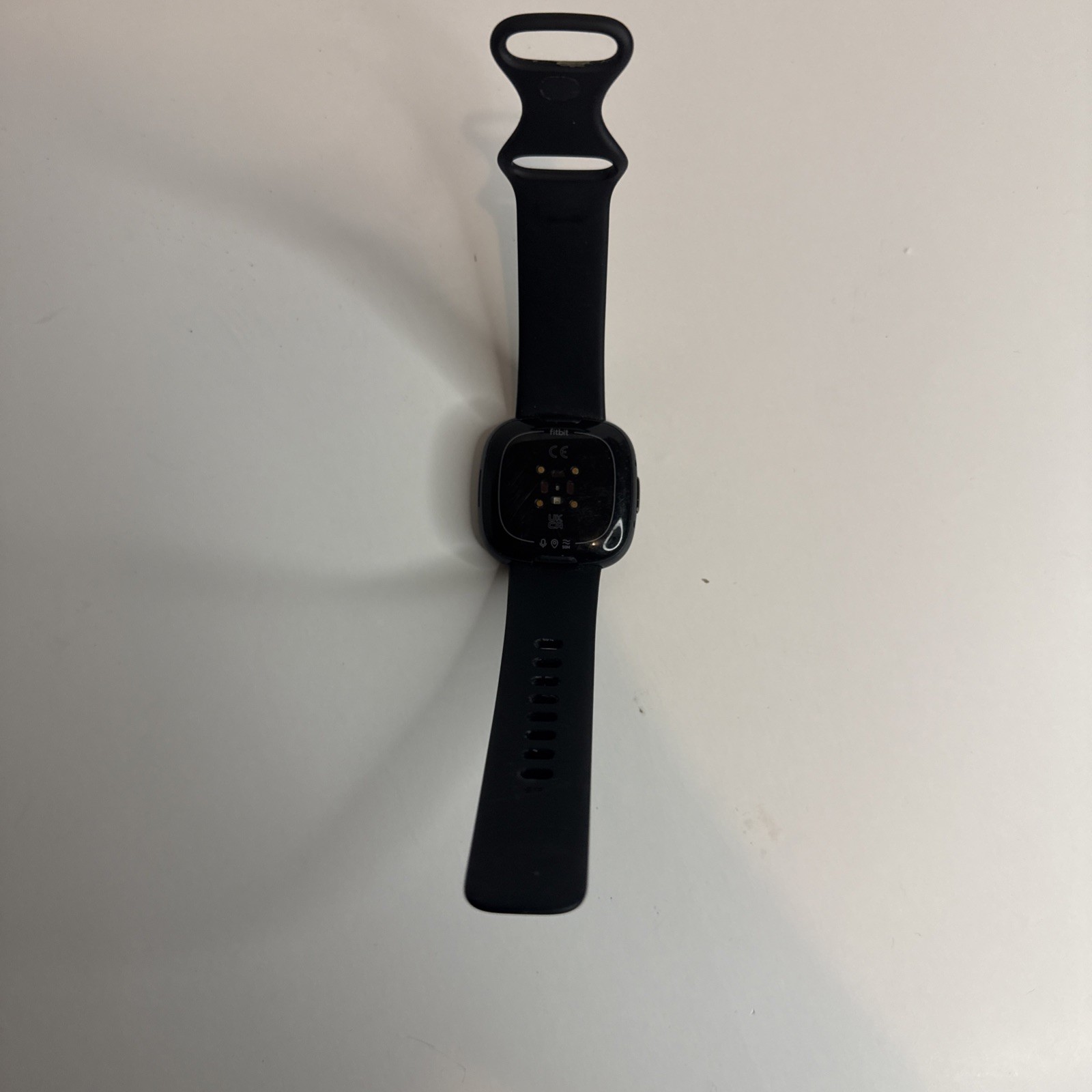 Fitbit Versa 4 Fitness Smartwatch Graphite Aluminum Grade B — photo 4
