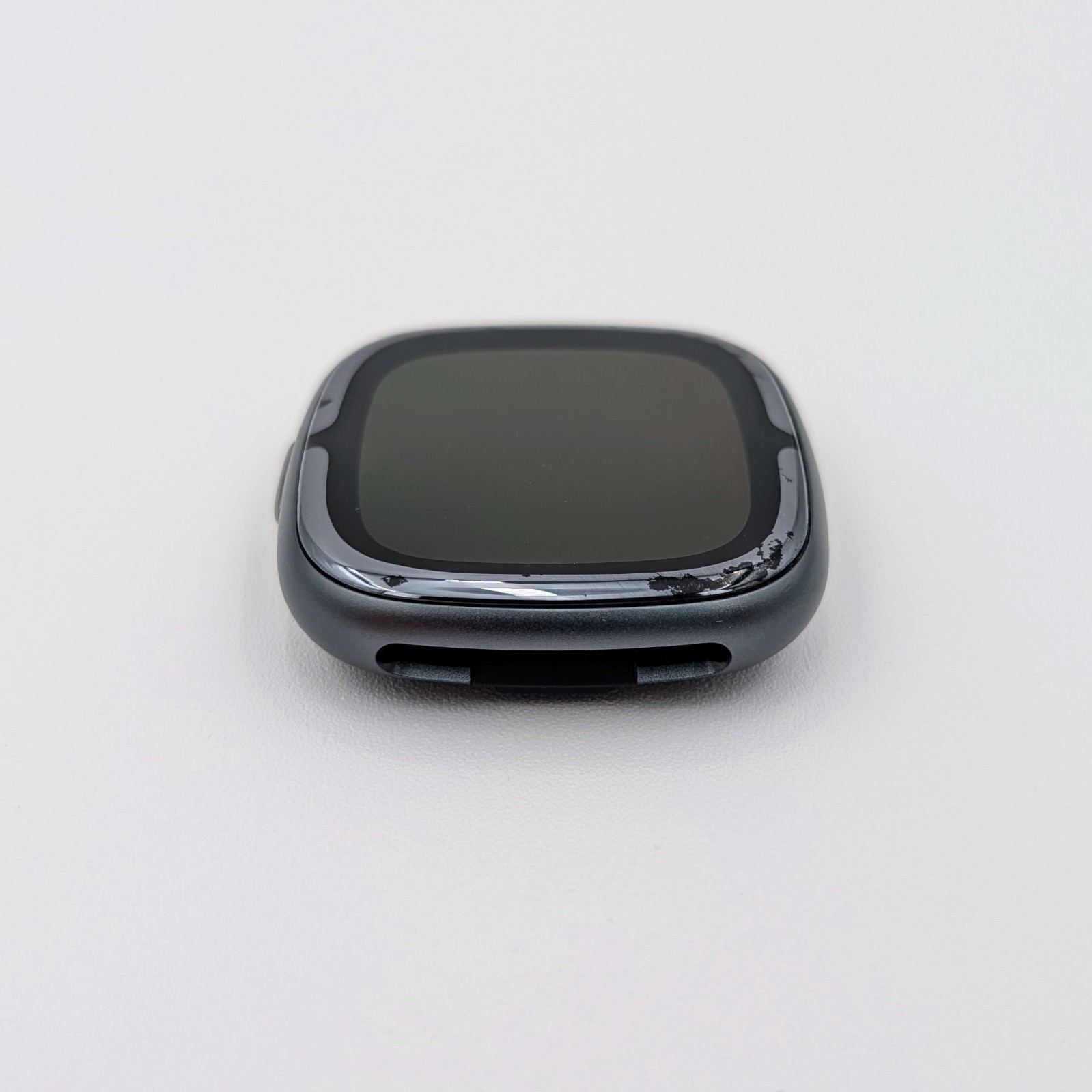 Fitbit Sense 2 Activity Tracker Smartwatch Graphite Watch ONLY Cracked Screen — photo 2