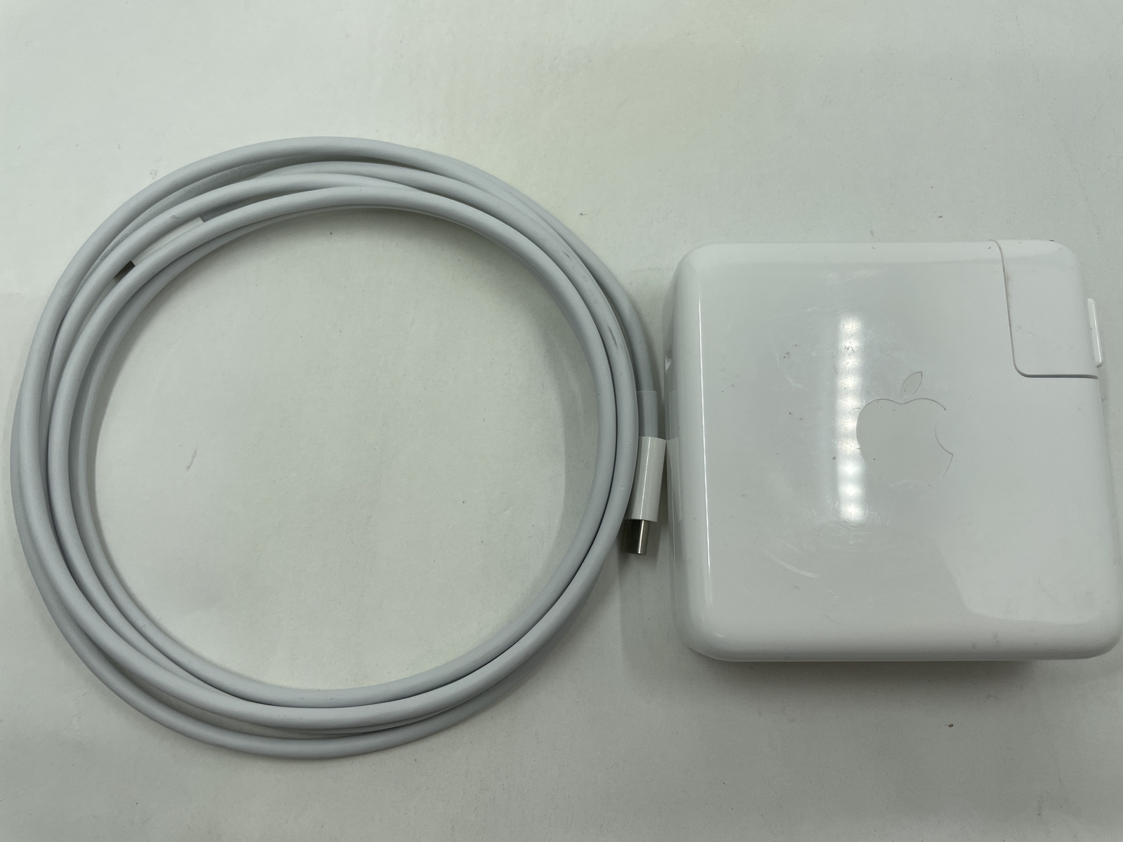 Genuine Apple 96W USB-C Power Adapter For Apple Mac A2166 WITH Cable — photo 2