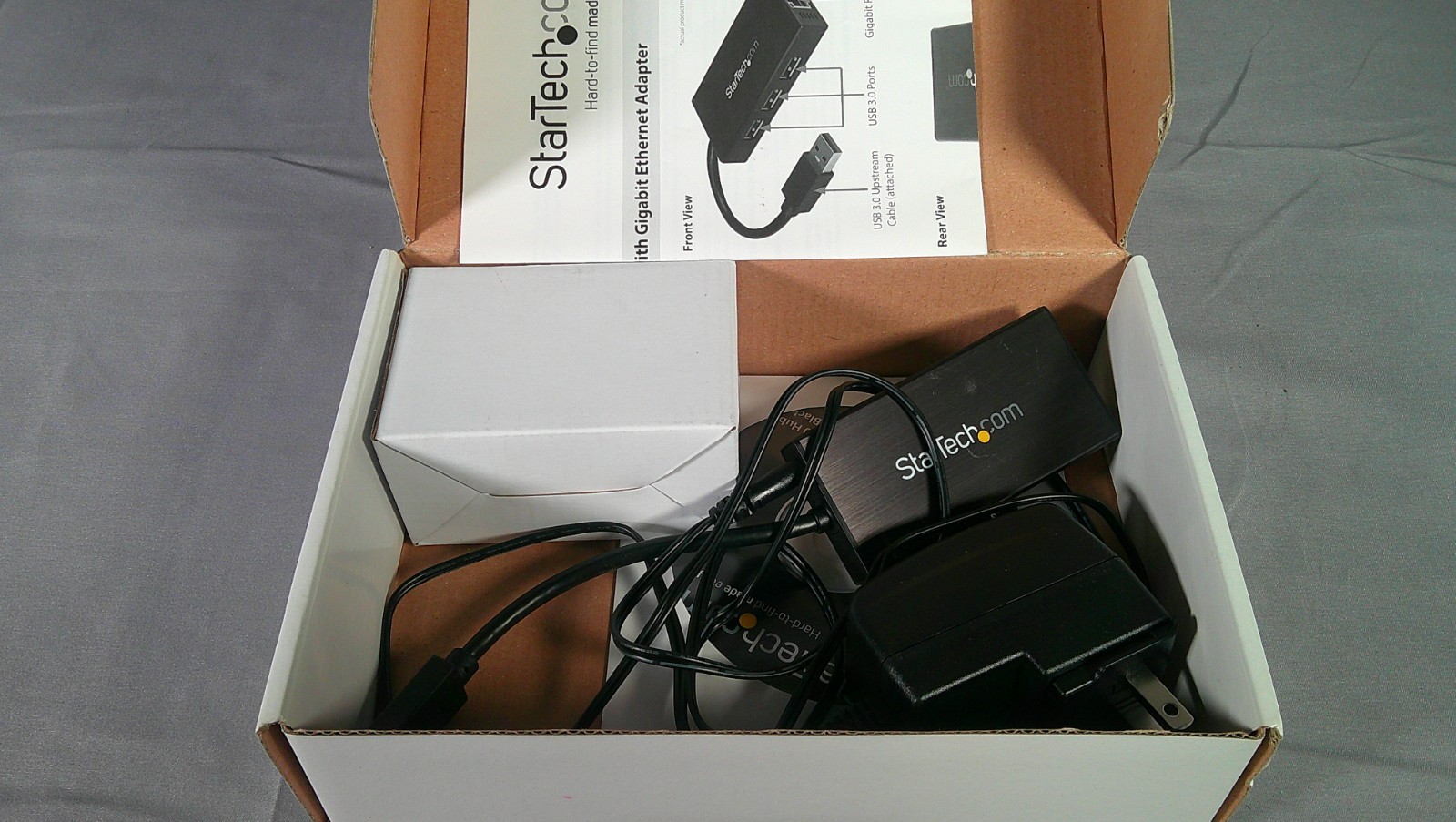 NEW StarTech ST3300GU3B 3-Port USB 3.0 Hub With Gigabit Ethernet — photo 4
