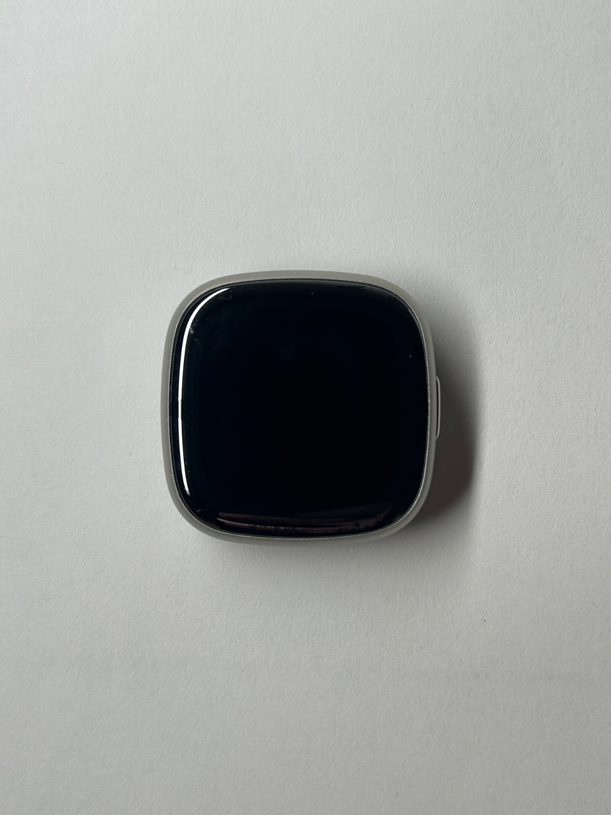 Fitbit VERSA Advanced Health Smartwatch Watch Only Grey — photo 2