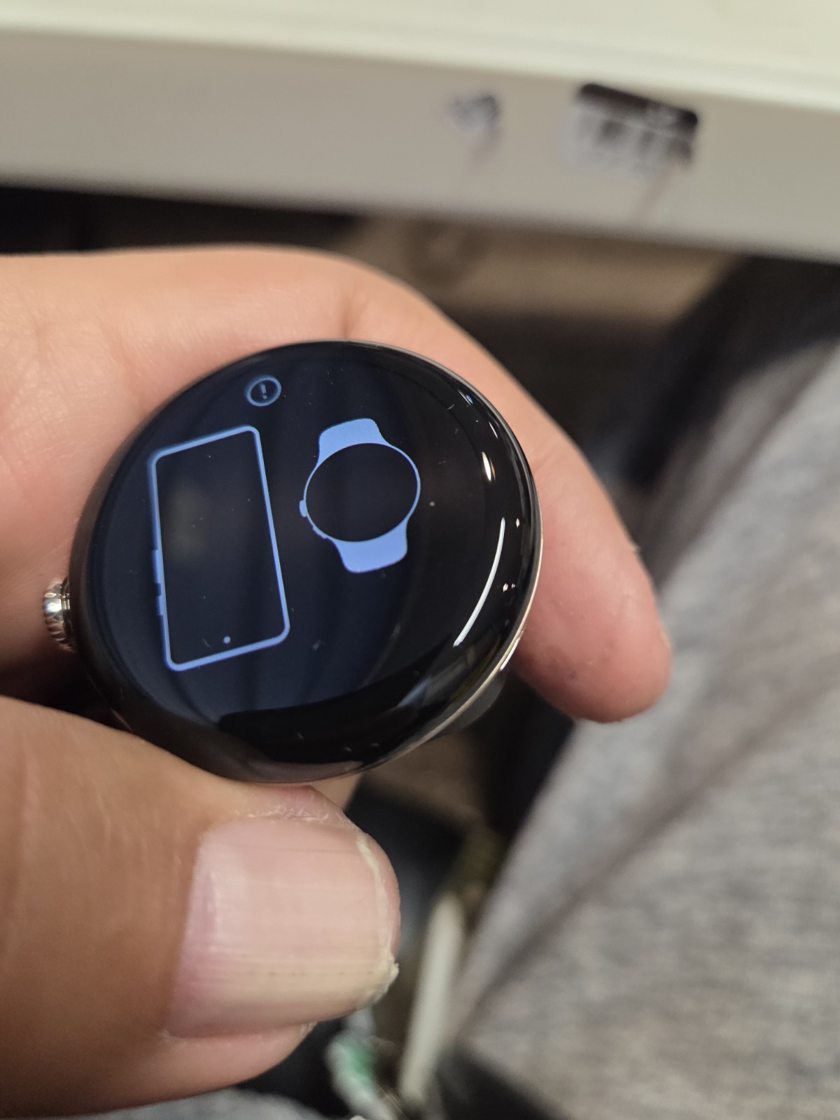 Google Pixel Watch 3 ONLY 41mm Wi-Fi Silver WITH BAND — photo 5