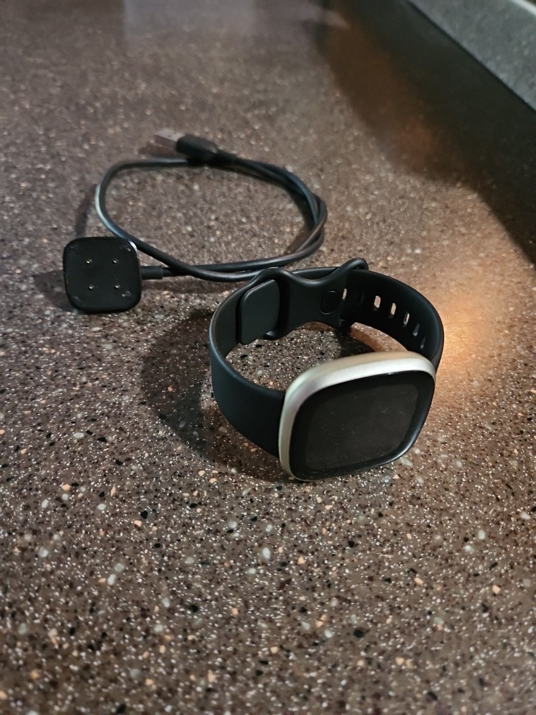 Fitbit Versa 3 Activity Tracker Smartwatch — photo 2
