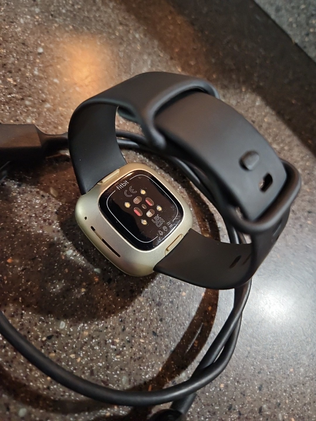 Fitbit Versa 3 Activity Tracker Smartwatch — photo 4